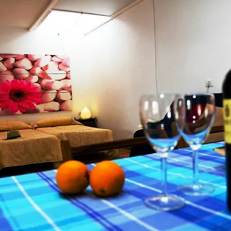 Studio First Line Apartment *